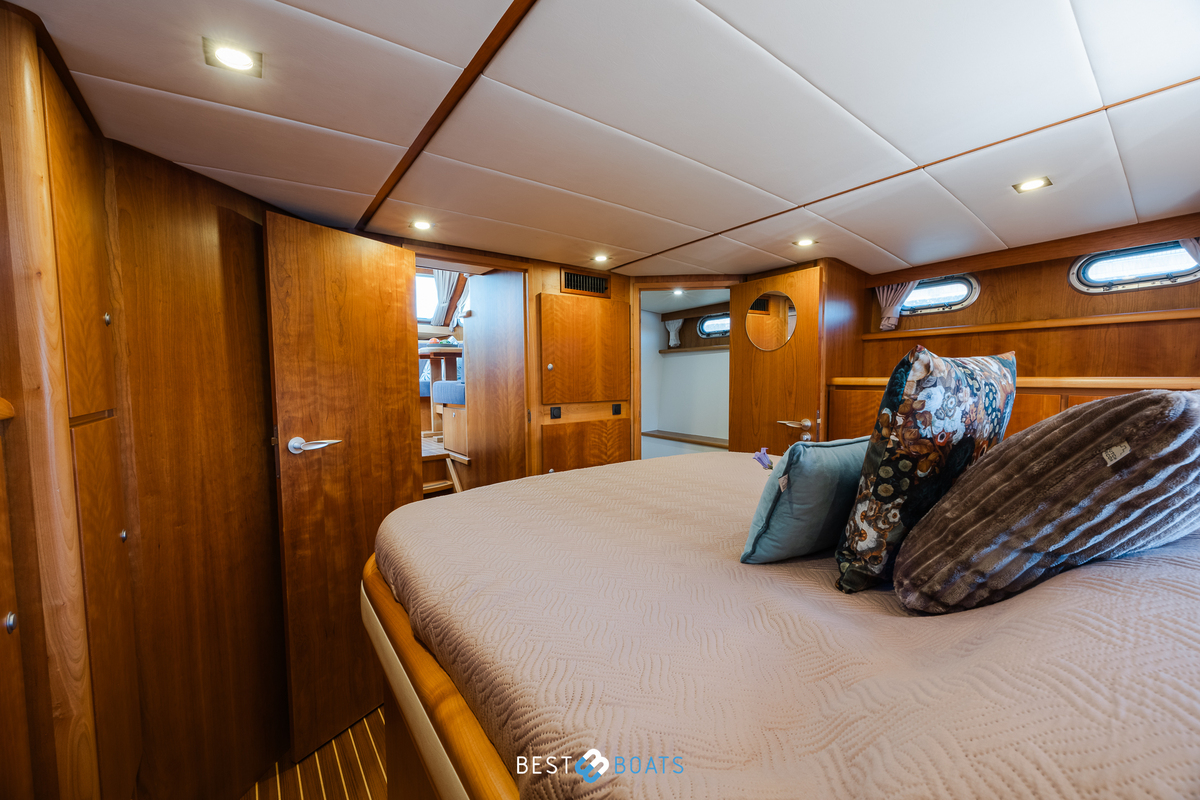 foto: 45 Van Vossen Parade 12.75 AK 