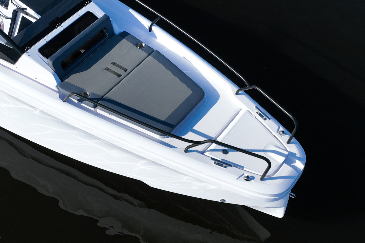 foto: 141 Axopar 25 Cross Bow & Cross Top