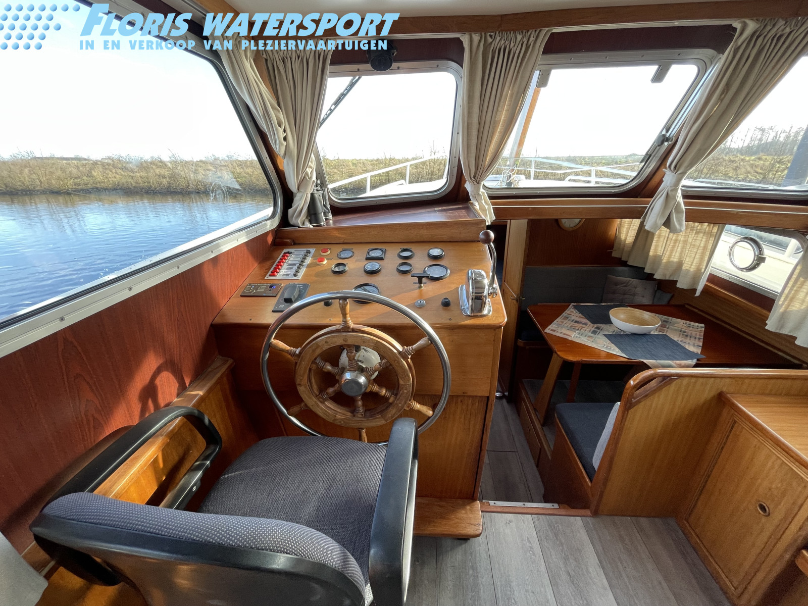 foto: 19 Blauwe Hand kruiser 1140 GSAK