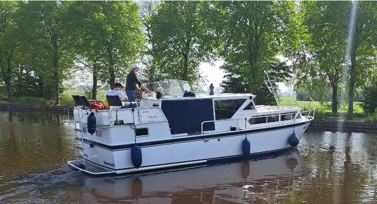 foto: 4   Target 10.5 motorkruiser