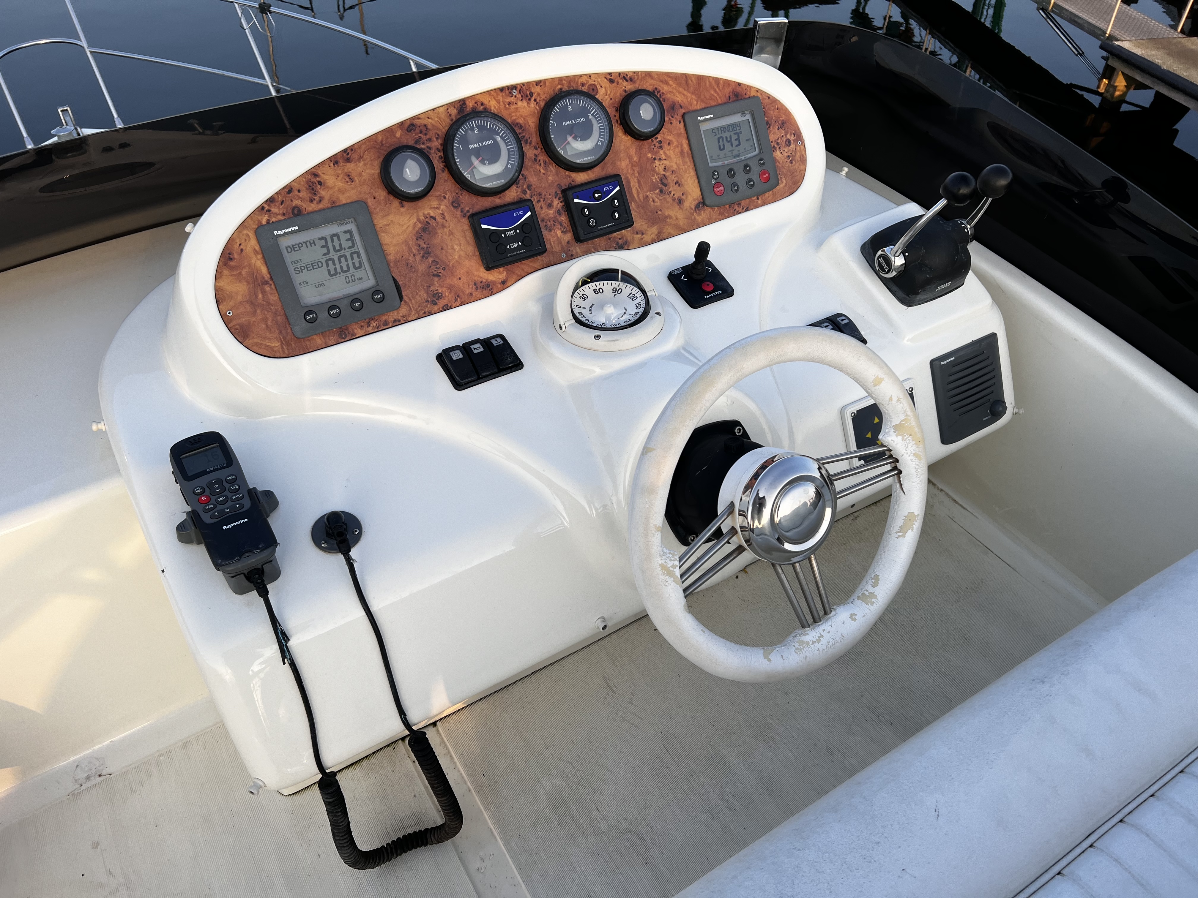 foto: 32 Doqueve 34 Fly