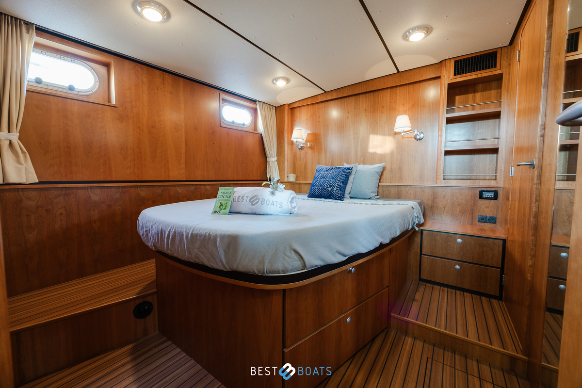 foto: 51 Linssen Grand Sturdy 40.9 AC