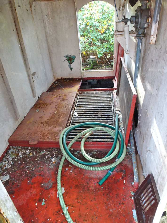 foto: 22 Luxe Motor Elizabeth III 42.46 casco