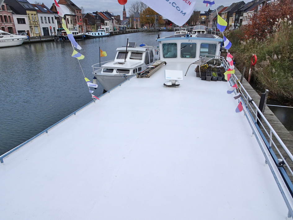 foto: 66 Luxe Motor 26.25 met UBC