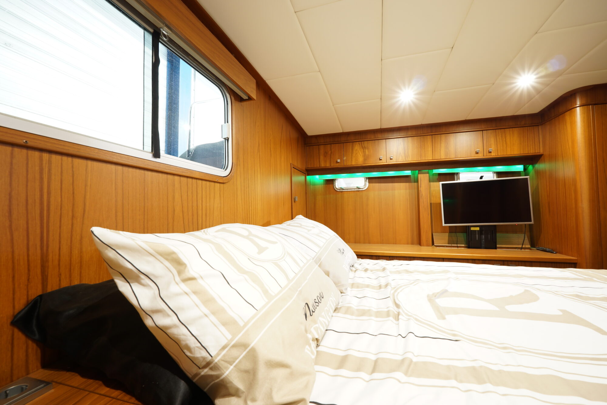 foto: 116 Custen Custen Kruiser 18.00 VS