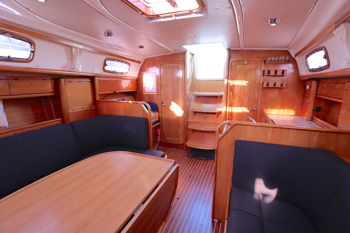 foto: 38 Bavaria  37-3 Cruiser