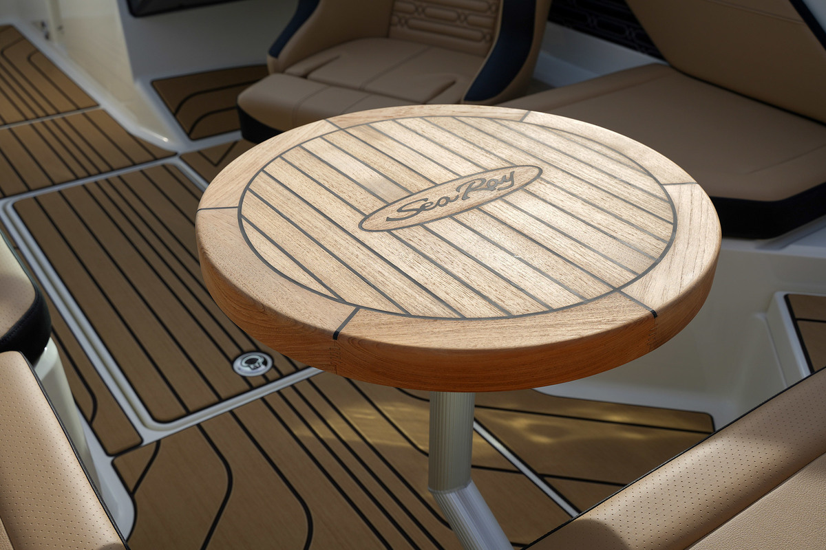 foto: 51 Sea Ray SPX 210
