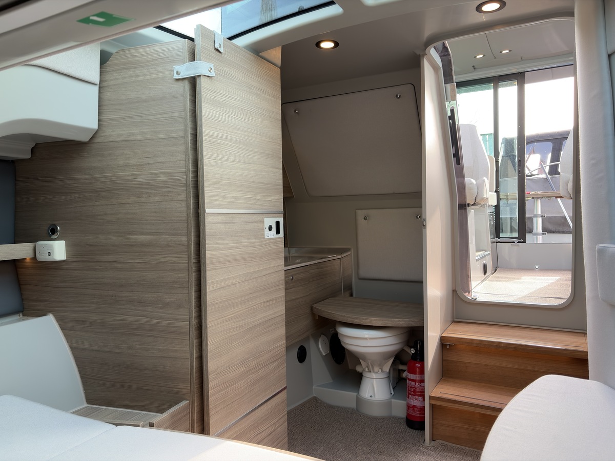 foto: 21 Saxdor 320 GTC