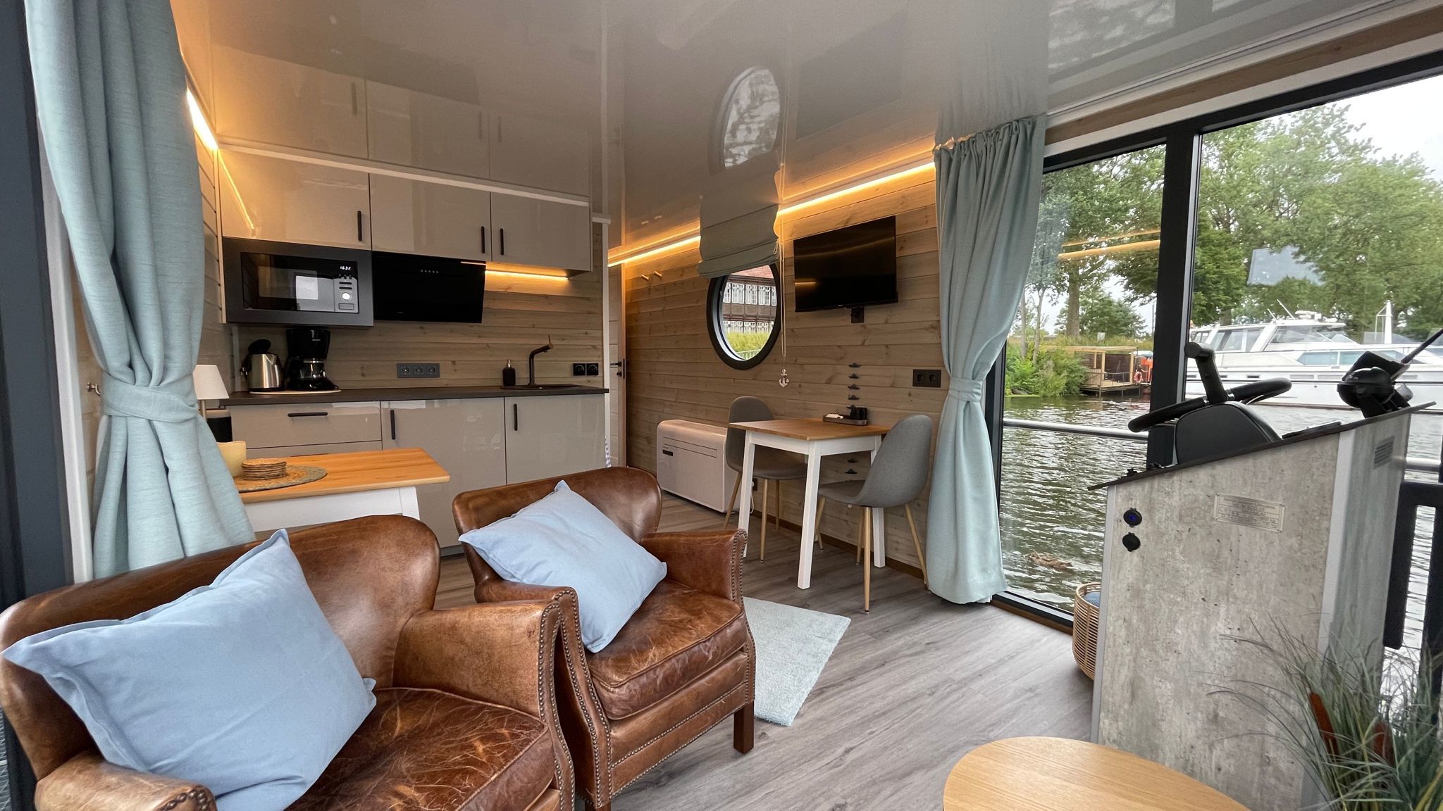 foto: 84 Nordic Season NS 36 Eco 23 Houseboat