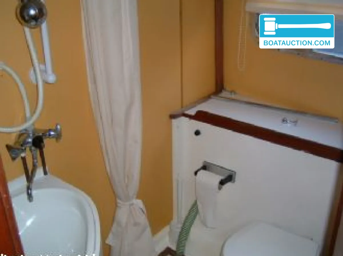 foto: 38 Broom 39 Continental