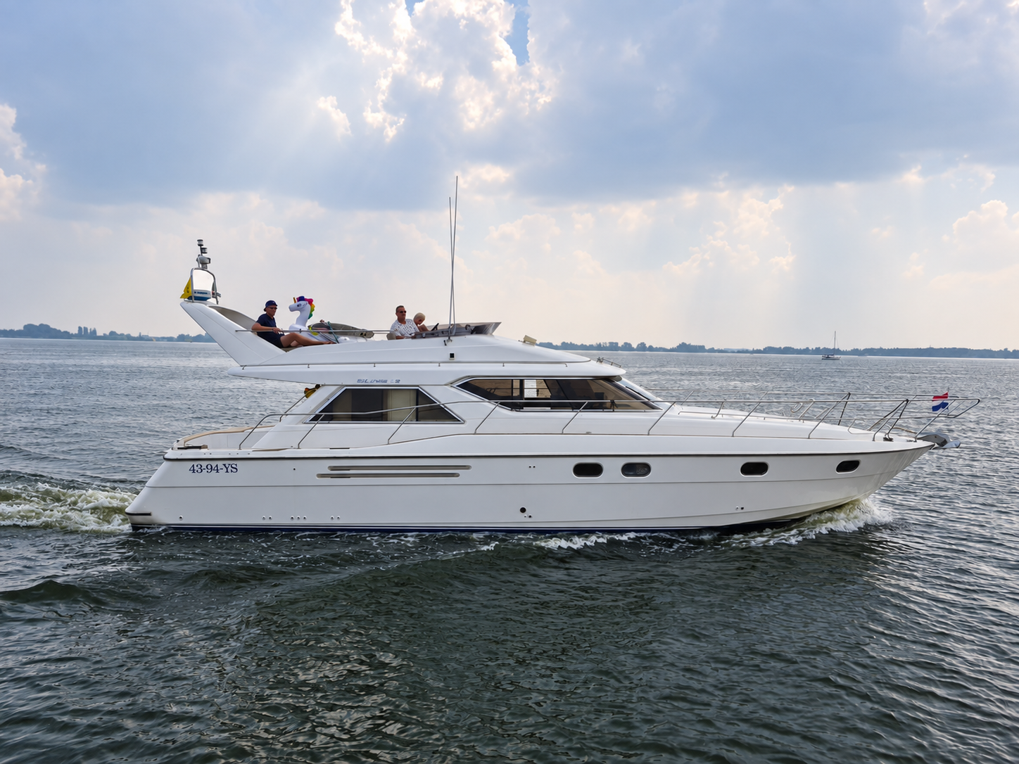 hoofdfoto: 1 Princess Princess Zeearend Princess 48 Flybridge