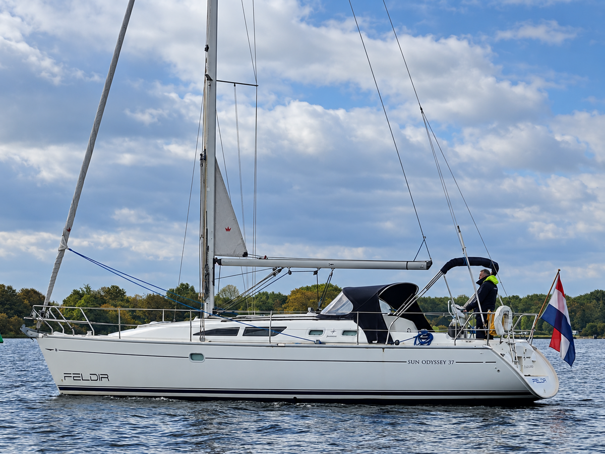 foto: 32 Jeanneau Sun Odyssey 37