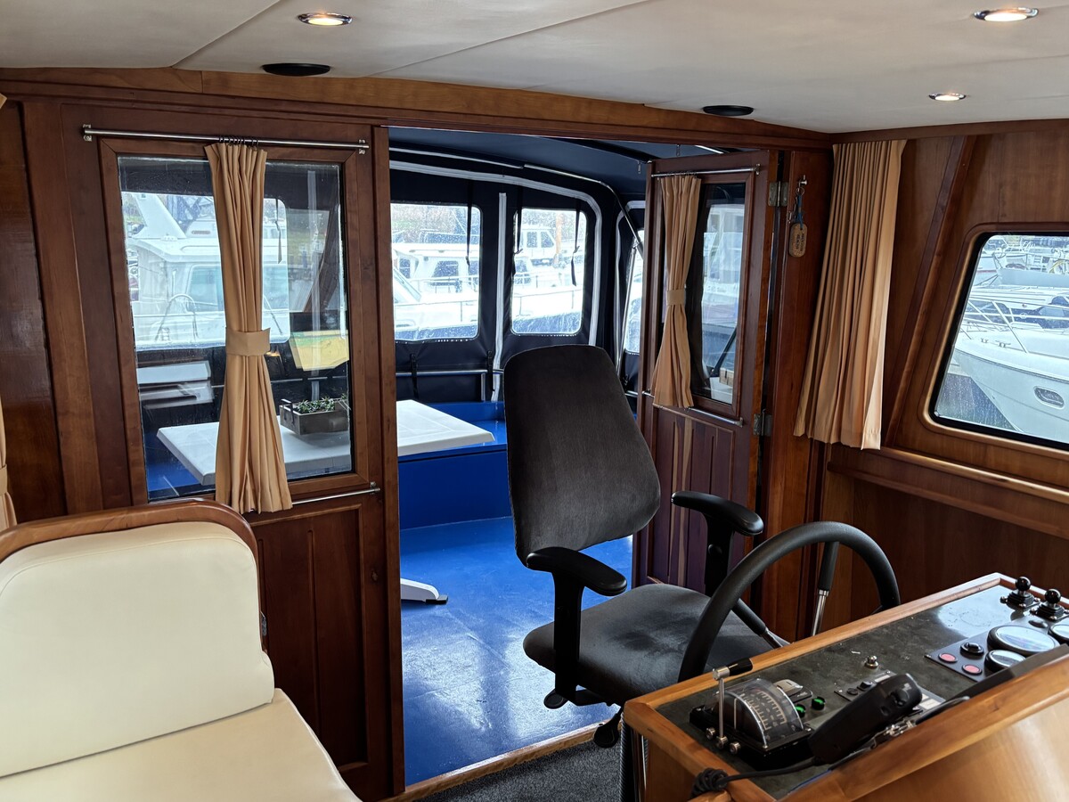 foto: 25 Aqualine 46 Pilothouse
