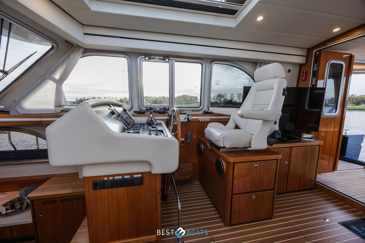 foto: 55 Linssen Grand Sturdy 470 Wheelhouse