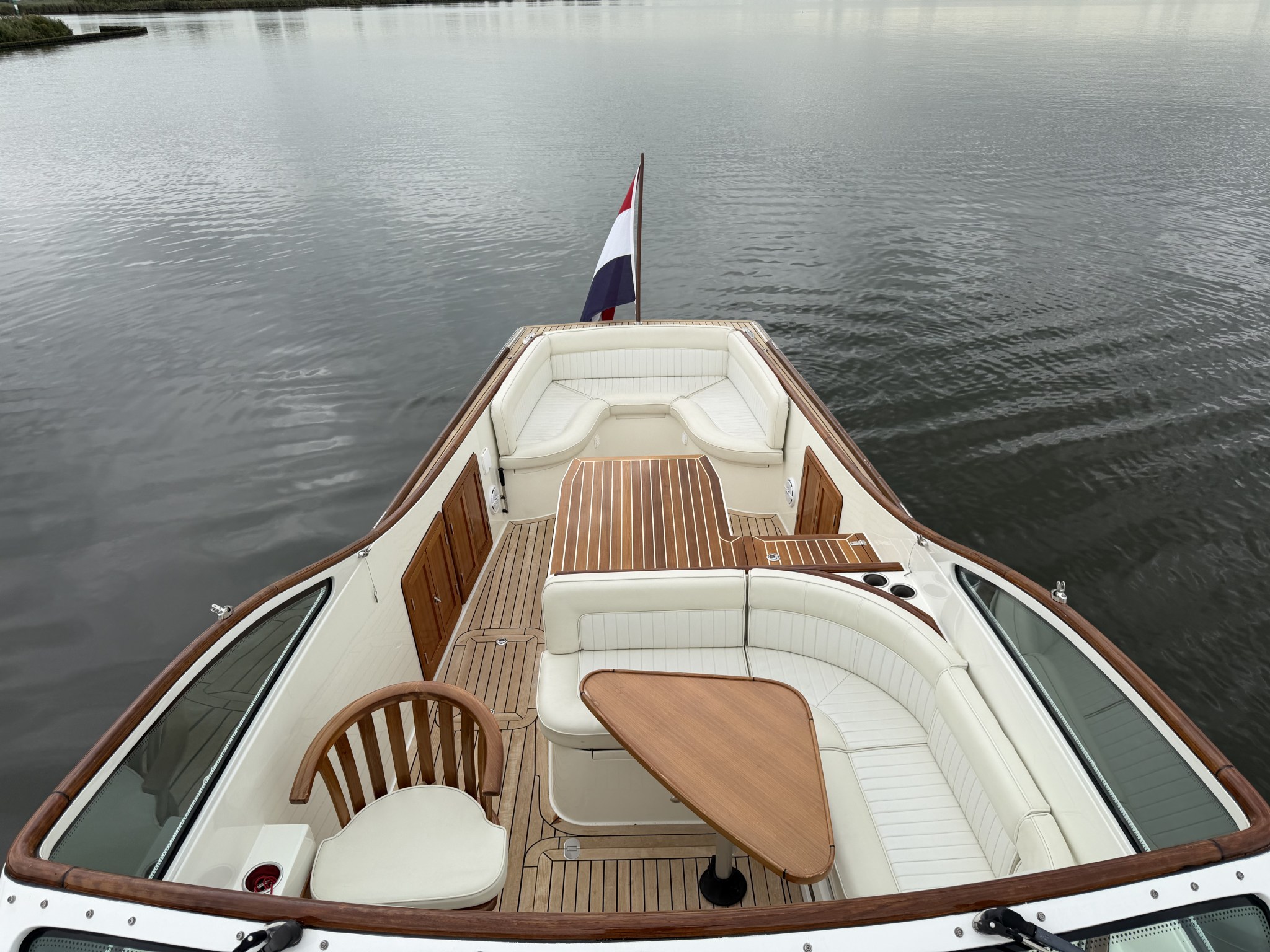 foto: 48 Long Island 33 Runabout