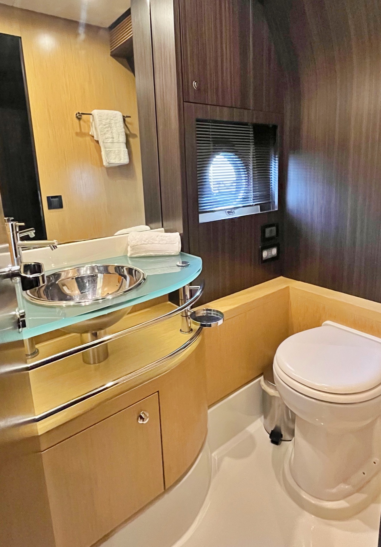 foto: 125 Riva 63 Vertigo #27