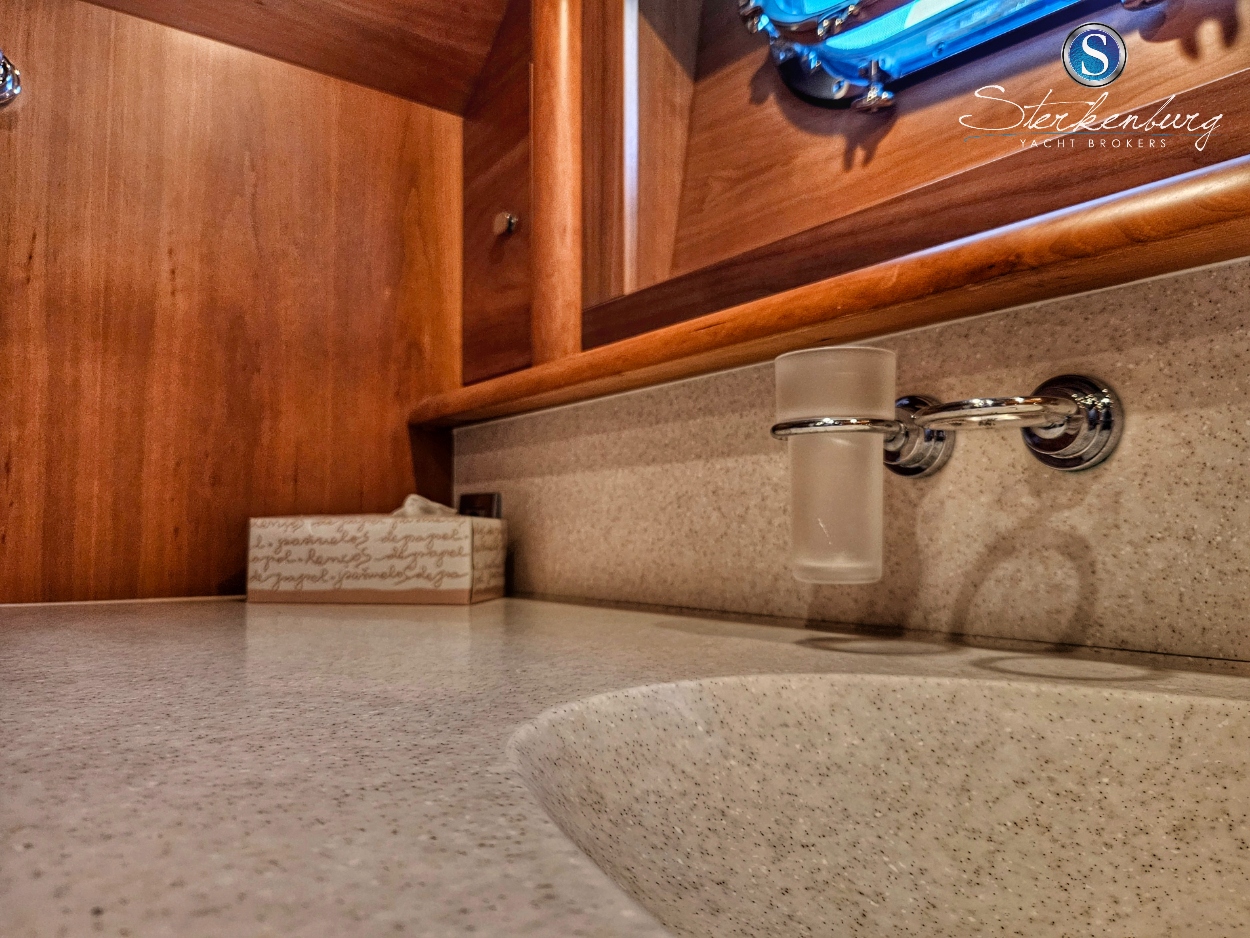 foto: 84 Valk Continental II 2300 ALU-IPS