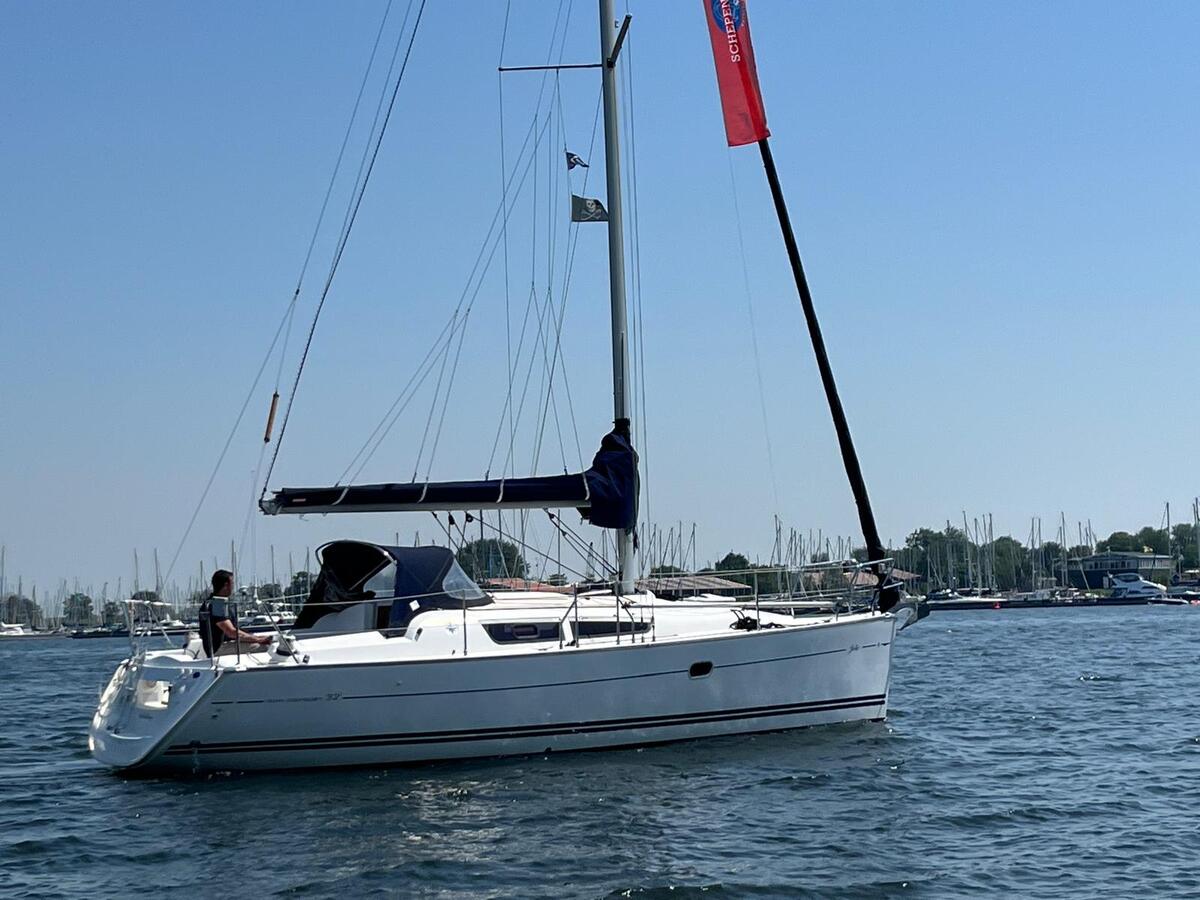 foto: 35 Jeanneau Sun Odyssey 32i 