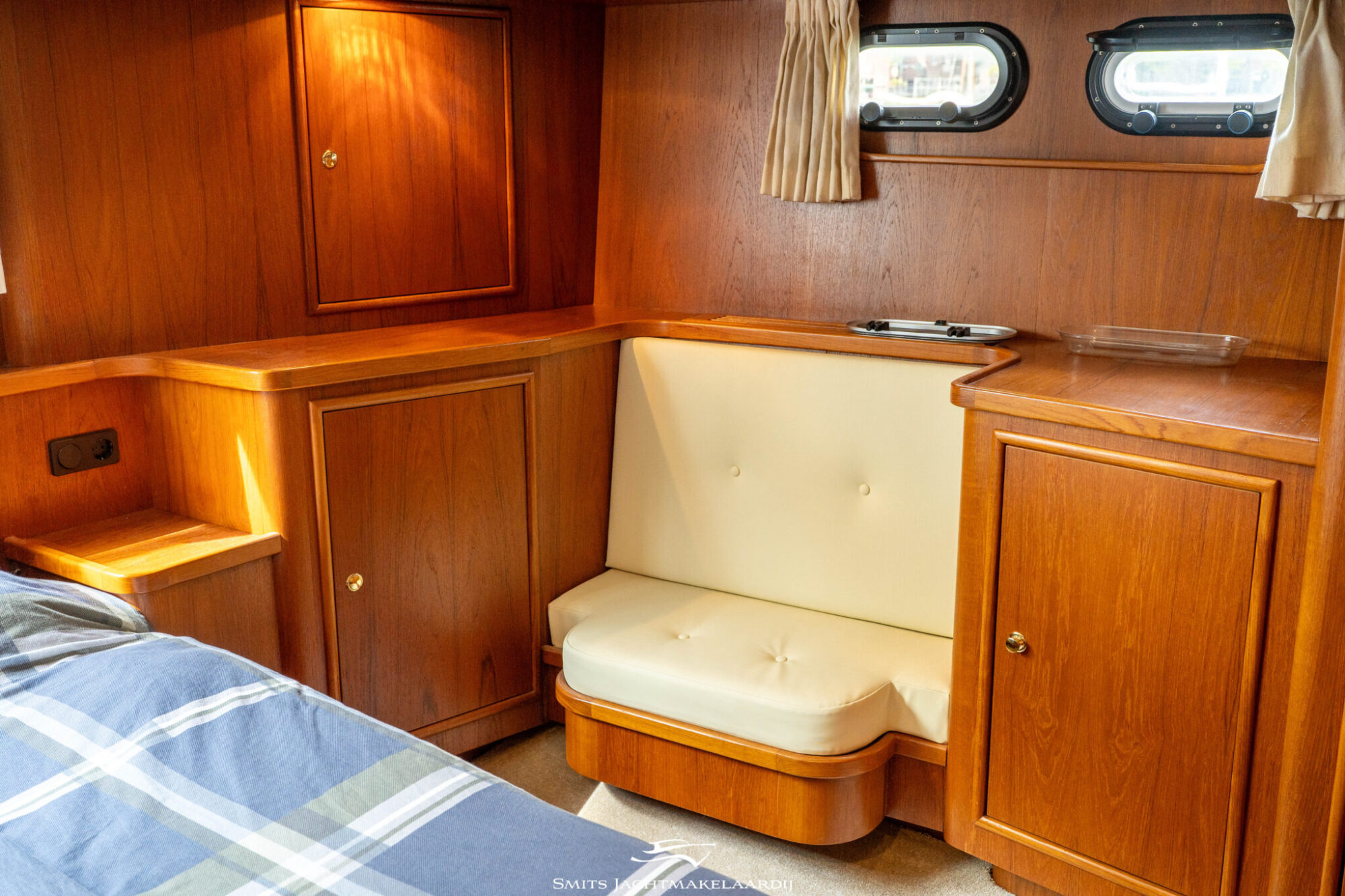foto: 83 Van den Hoven Van den Hoven Allure 155 Cabrio