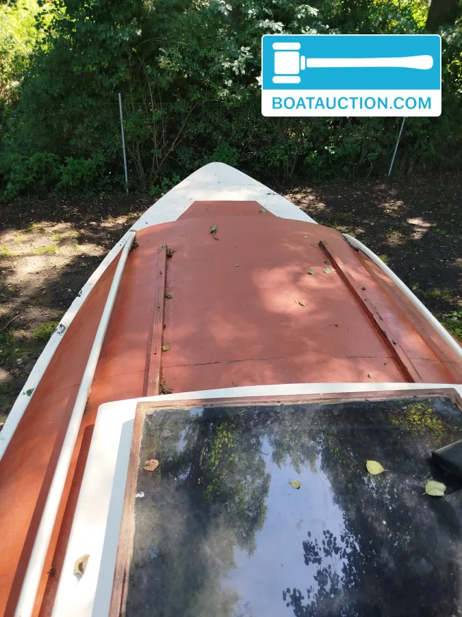 foto: 22 Cabinboat 700
