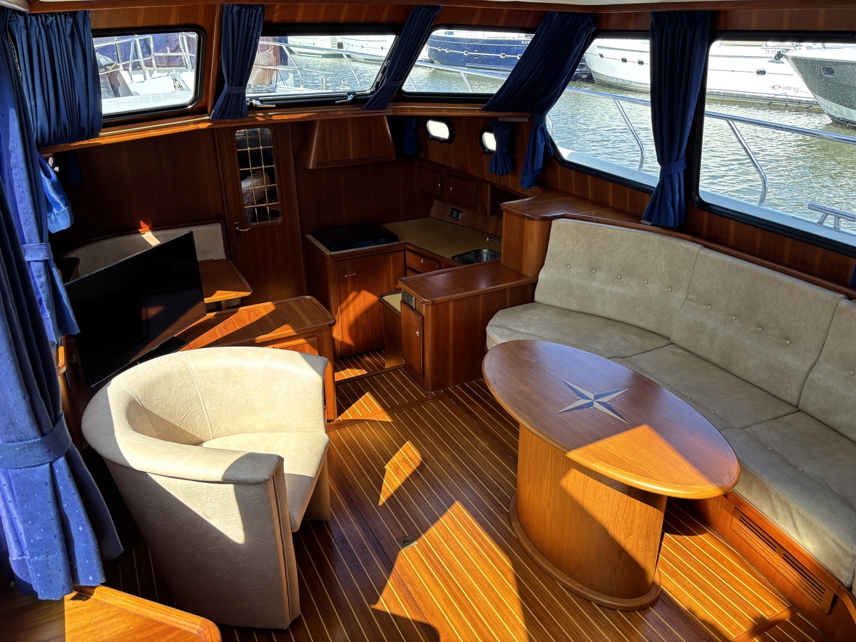 foto: 31 Explorer 45