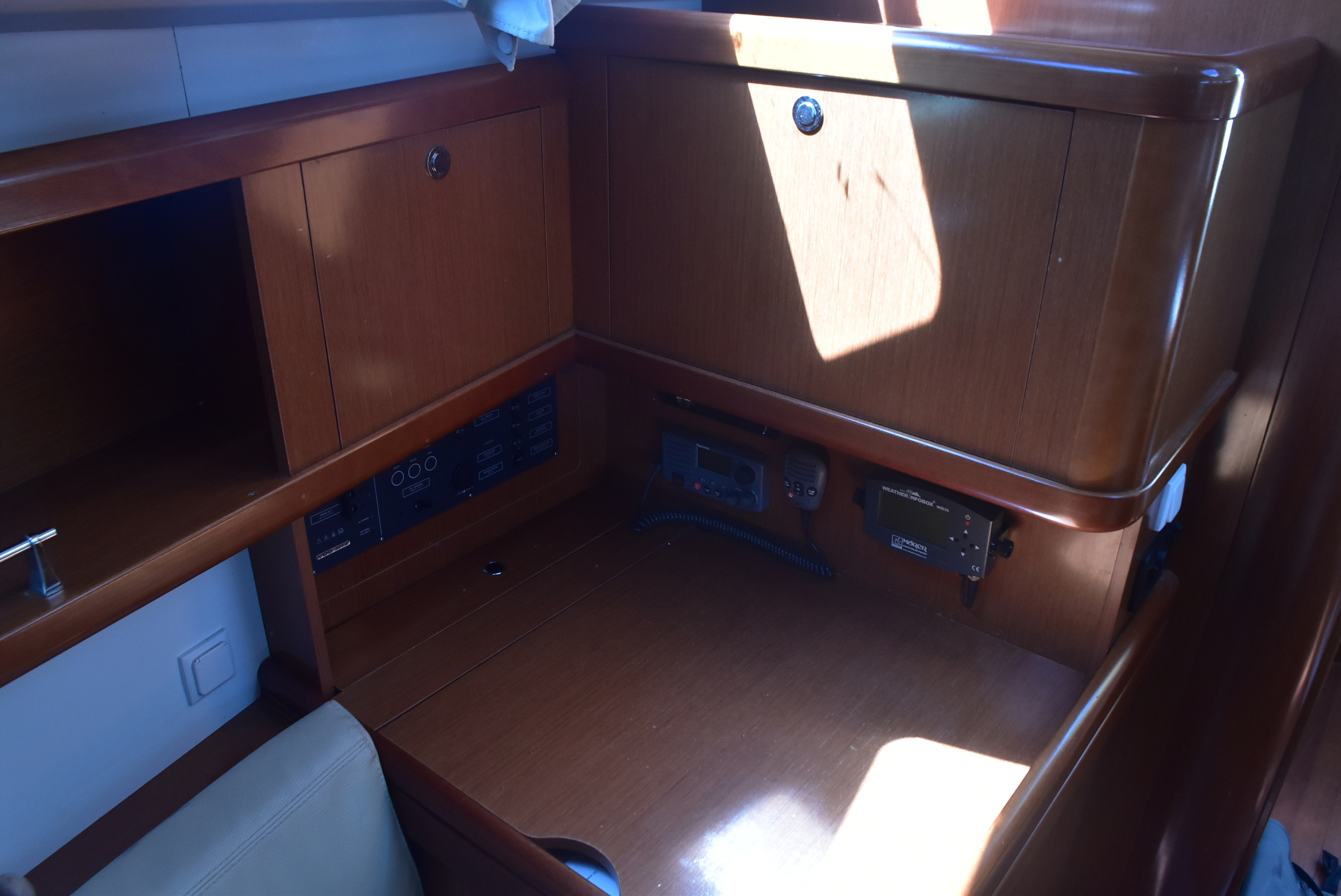 foto: 33 Beneteau Oceanis 37