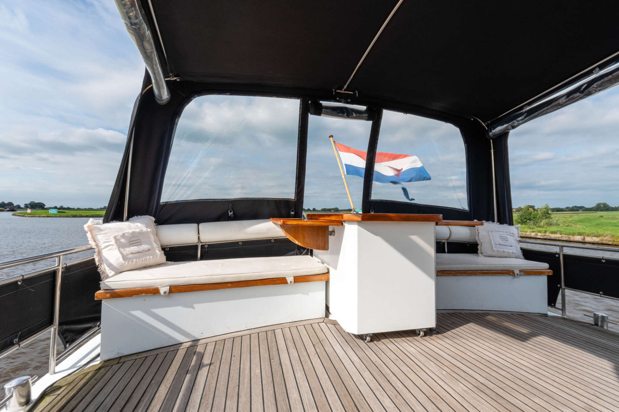 foto: 61 Valkkruiser Valkkruiser Waterman 13.50 AK