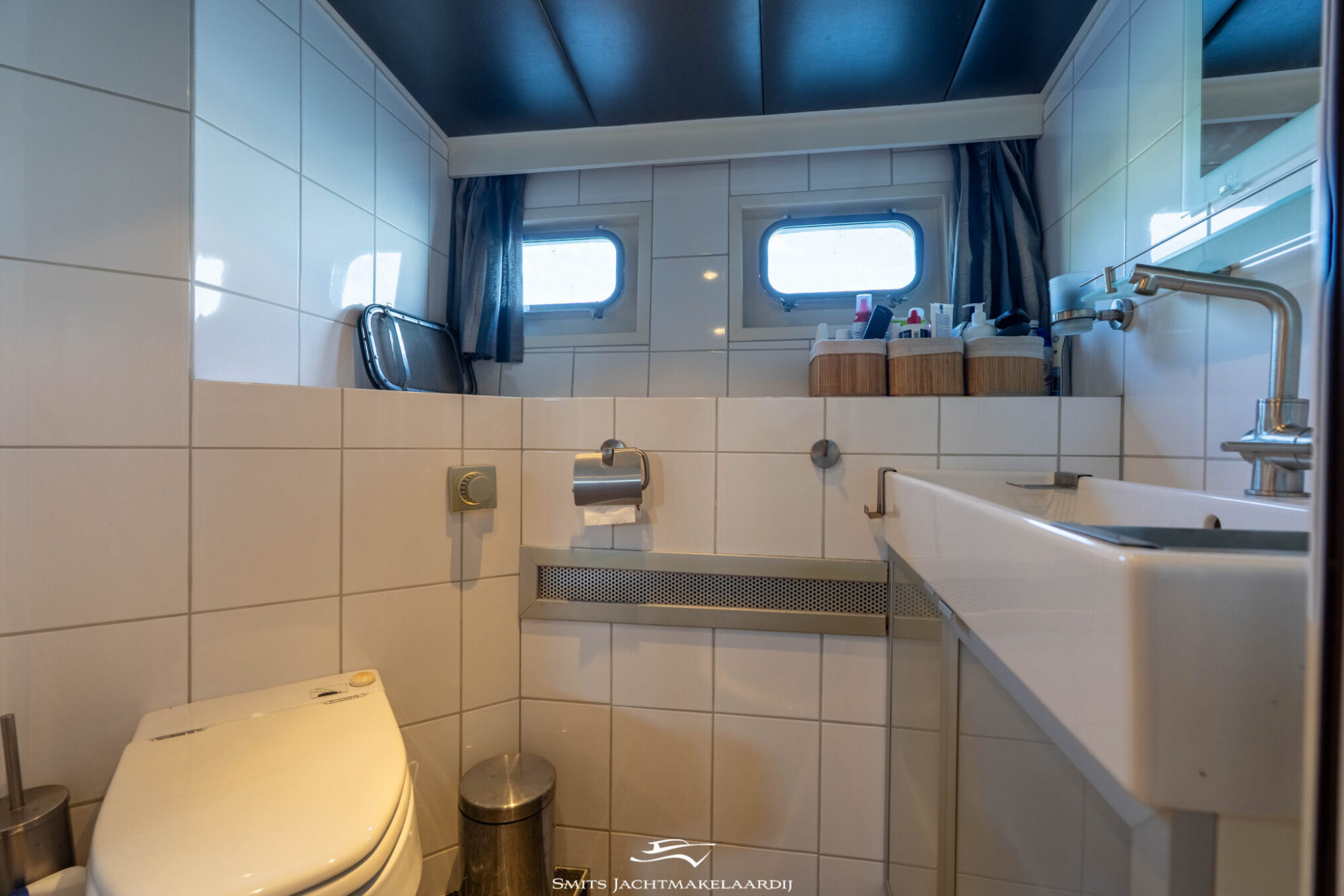 foto: 76 Van der Valk Valk Vitesse 54 Stabilizers