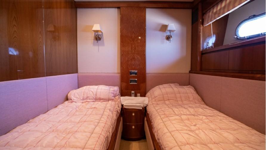 foto: 27 Princess 23 M