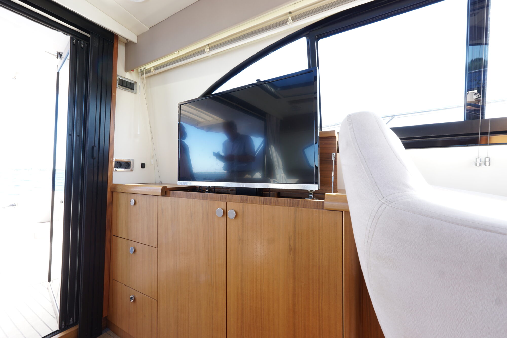 foto: 53 Haines Haines 32 Offshore