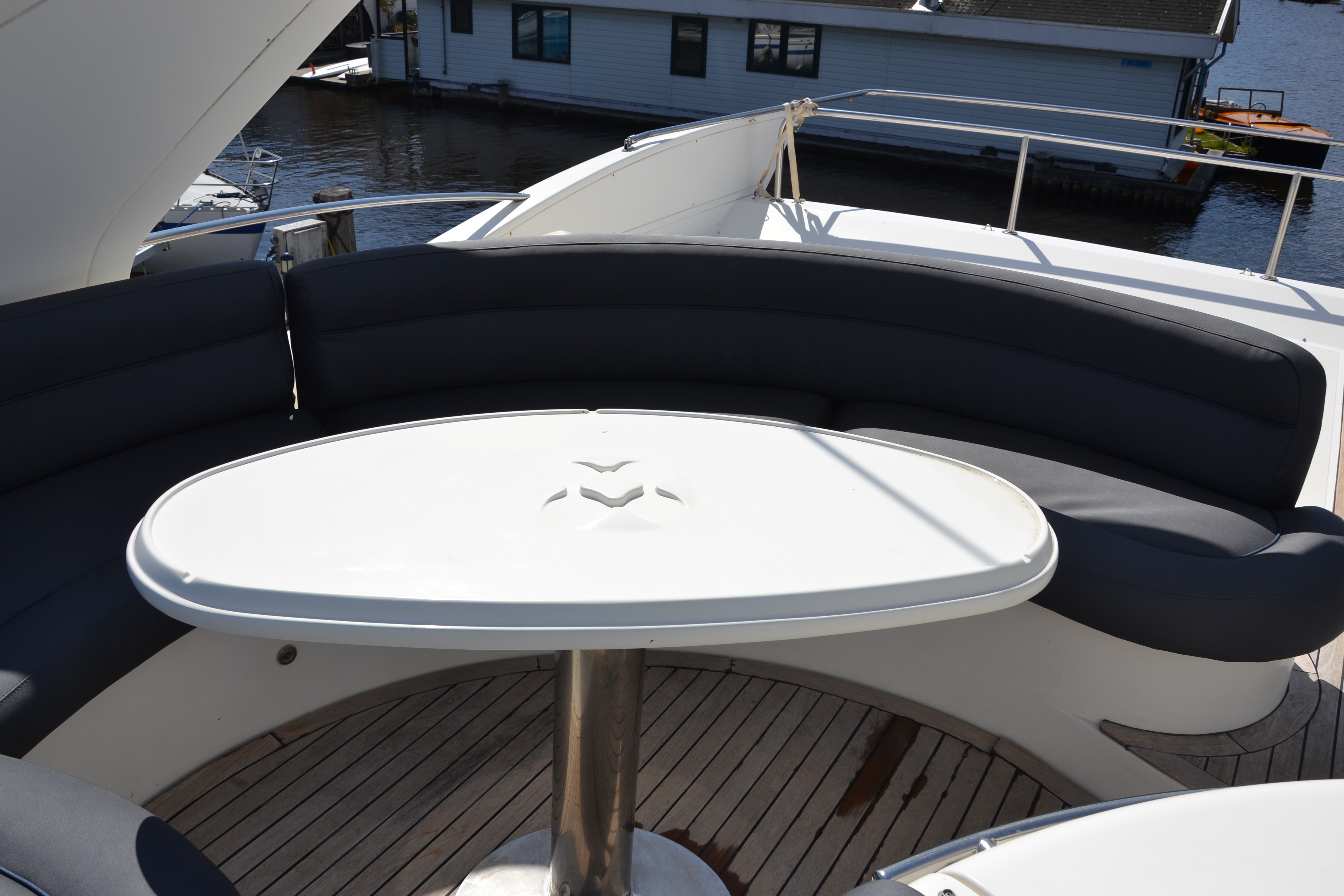 foto: 23 Azimut  55