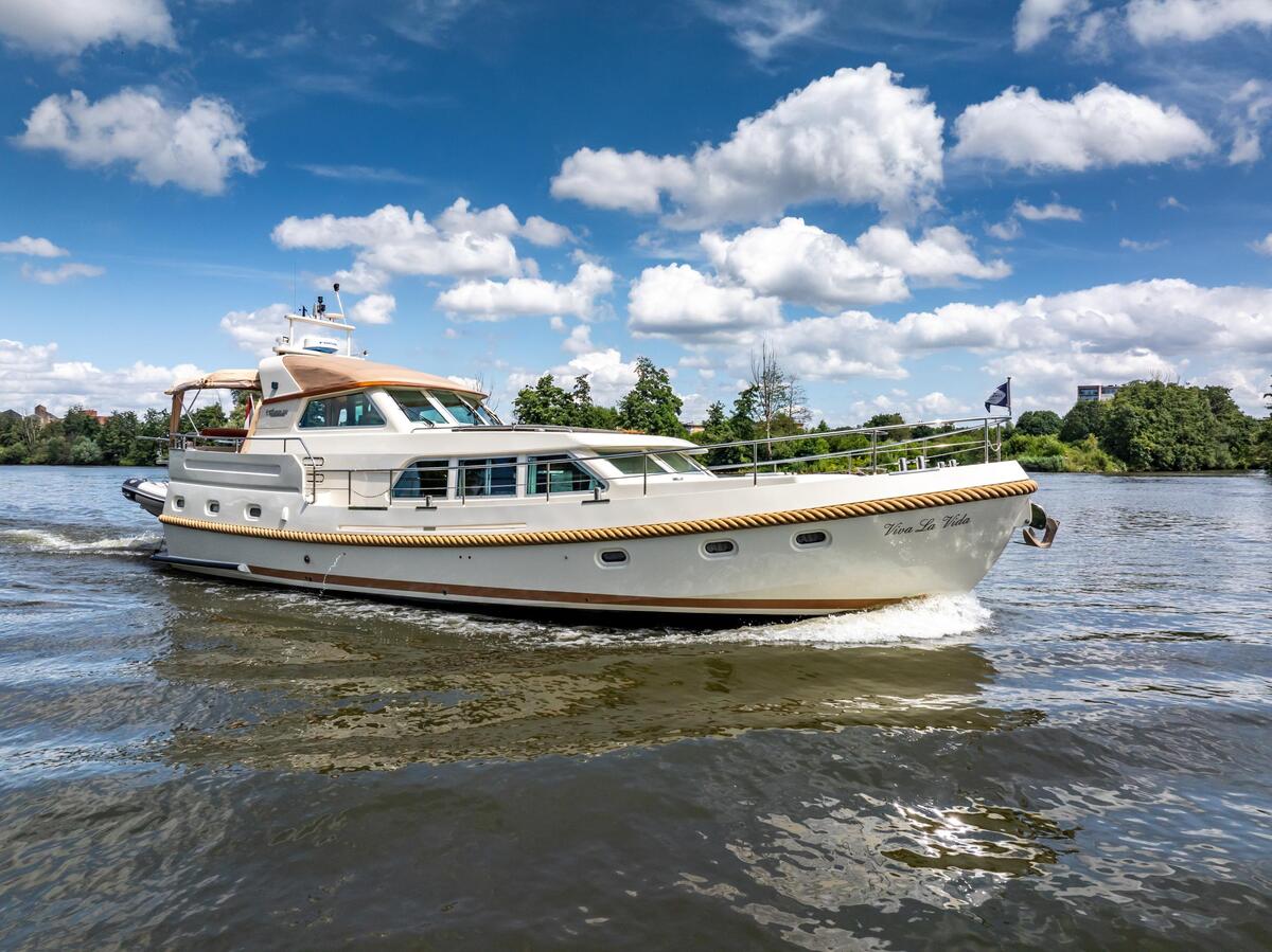foto: 124 Linssen  Grand Sturdy 500 Variotop