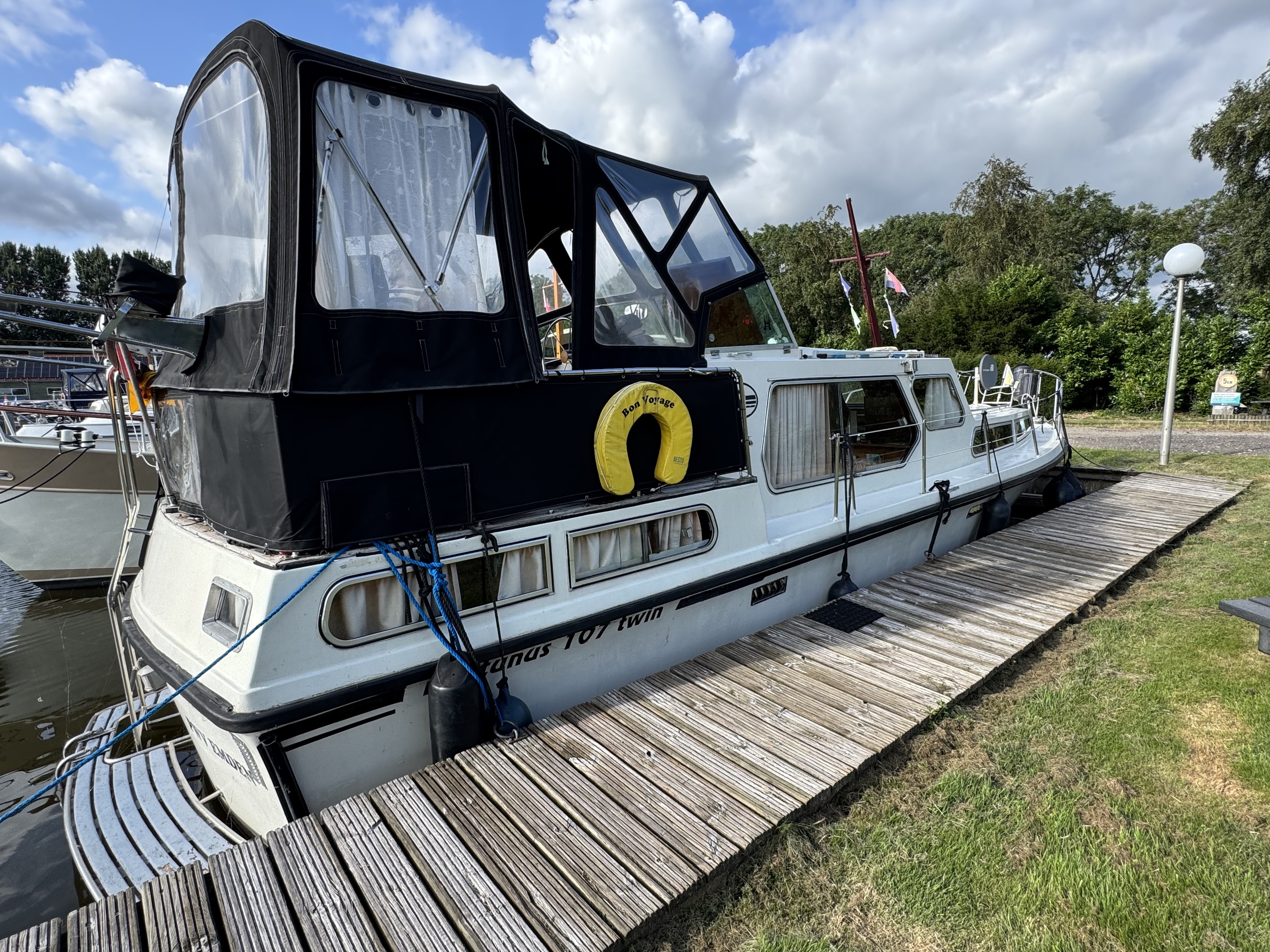 foto: 37 Neptunus 107 TWIN