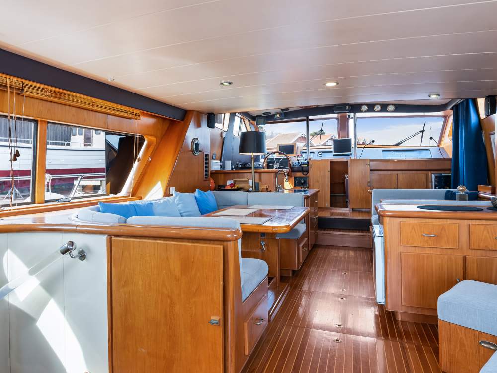 foto: 27 Monte Fino  64 ( varend woonschip )