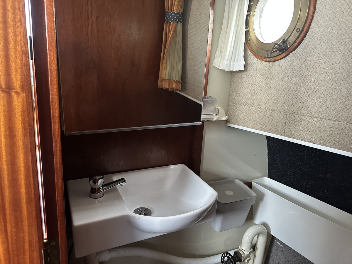 foto: 26 Linssen  750 St. Jozef