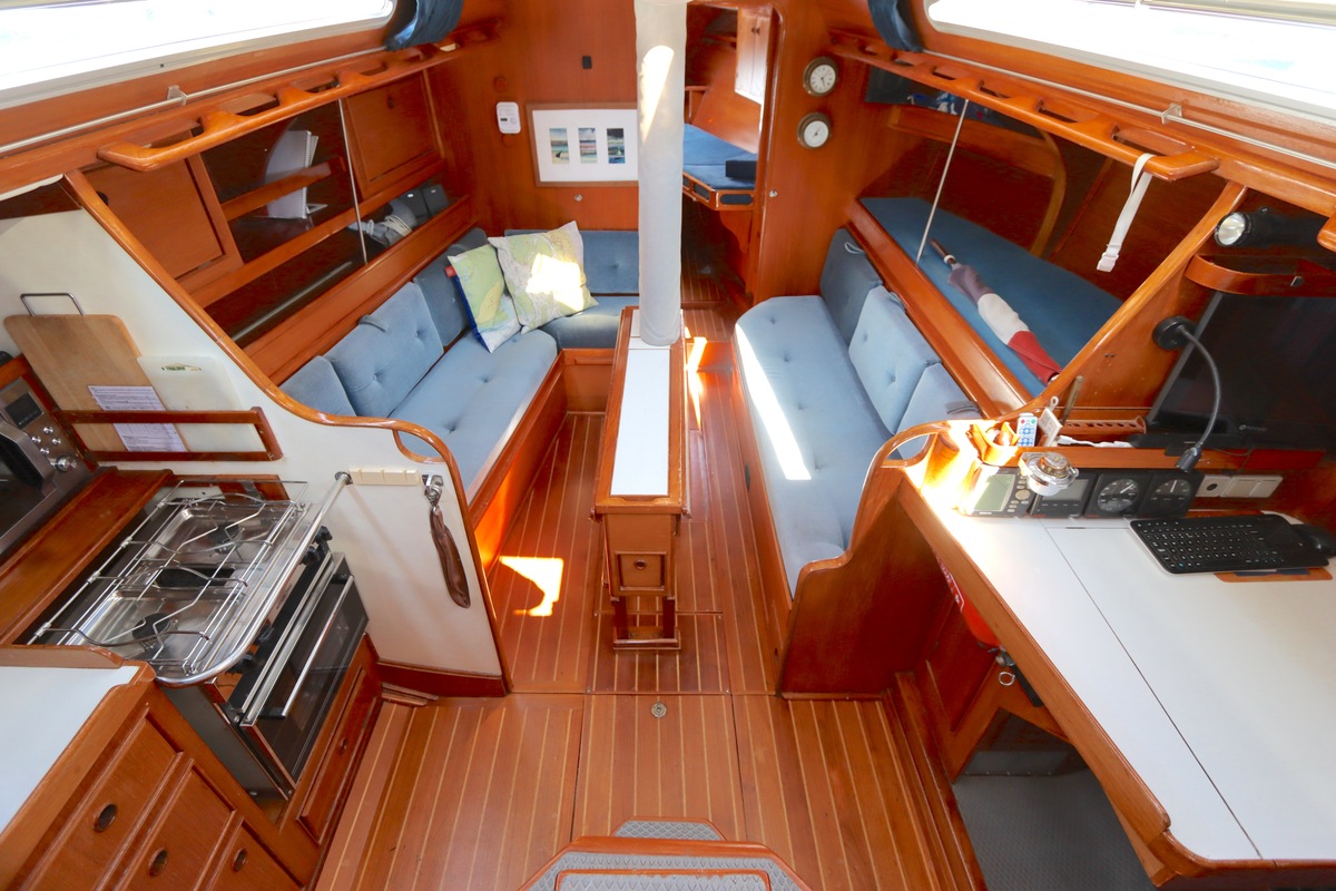 foto: 37 Holman & Pye Red Admiral 36