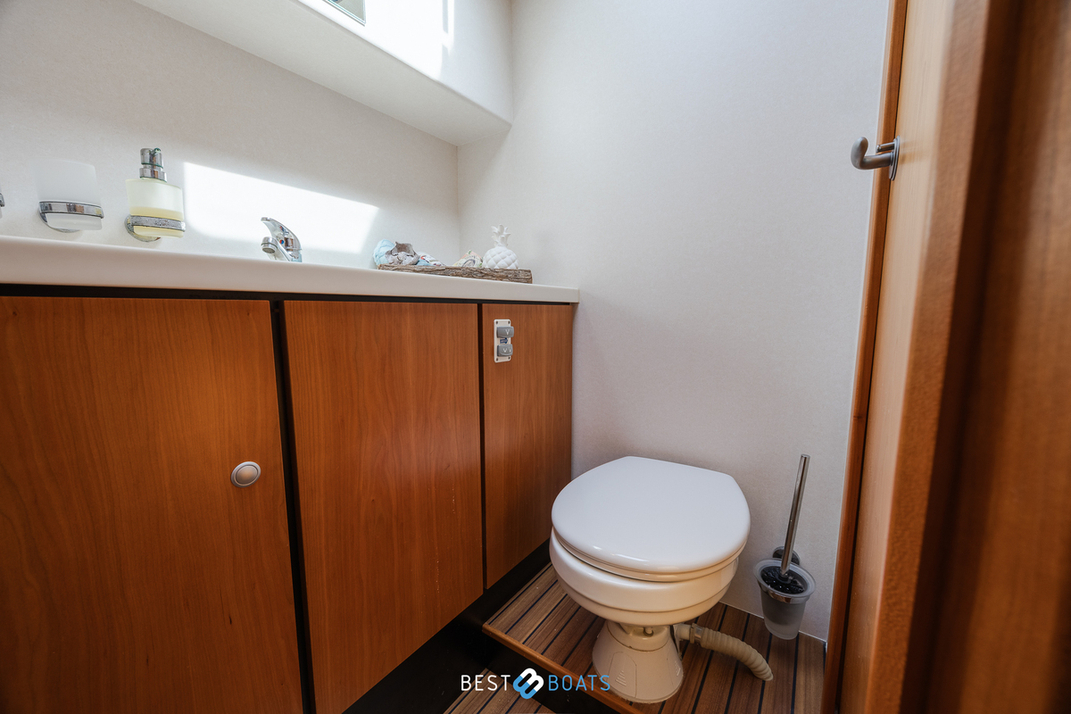 foto: 63 Linssen Grand Sturdy 43.9 AC