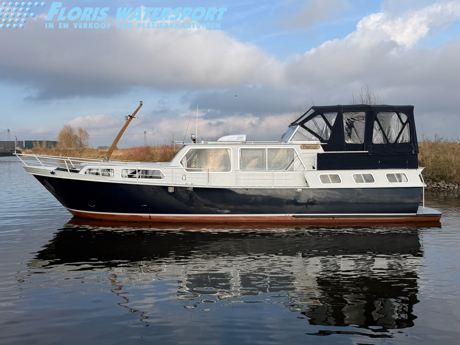 foto: 22 Blauwe Hand kruiser 1350 AK