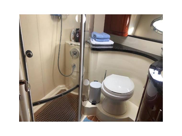 foto: 18 Fairline Phantom 50