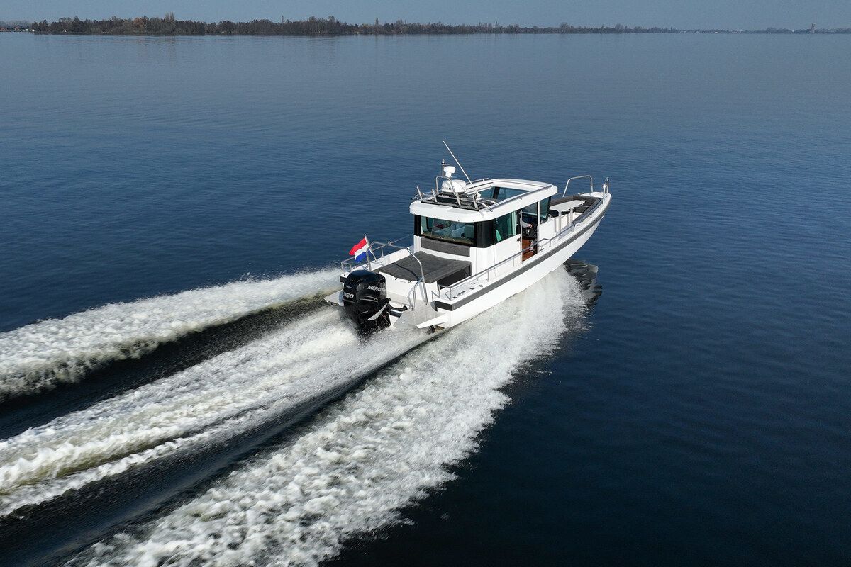 foto: 51 Axopar 28 Cabin - AC