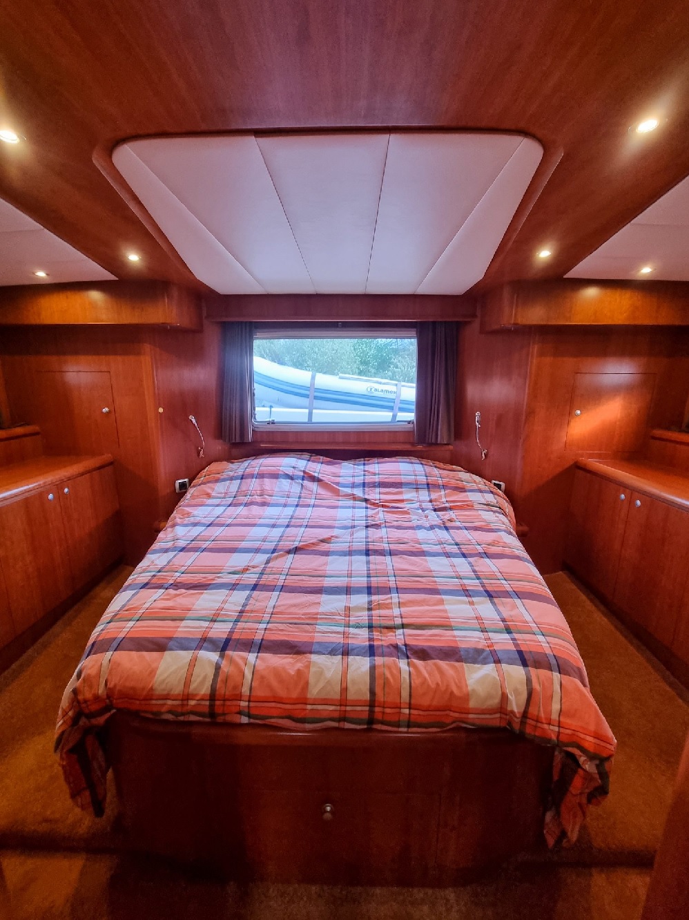 foto: 9 Pacific Allure 150