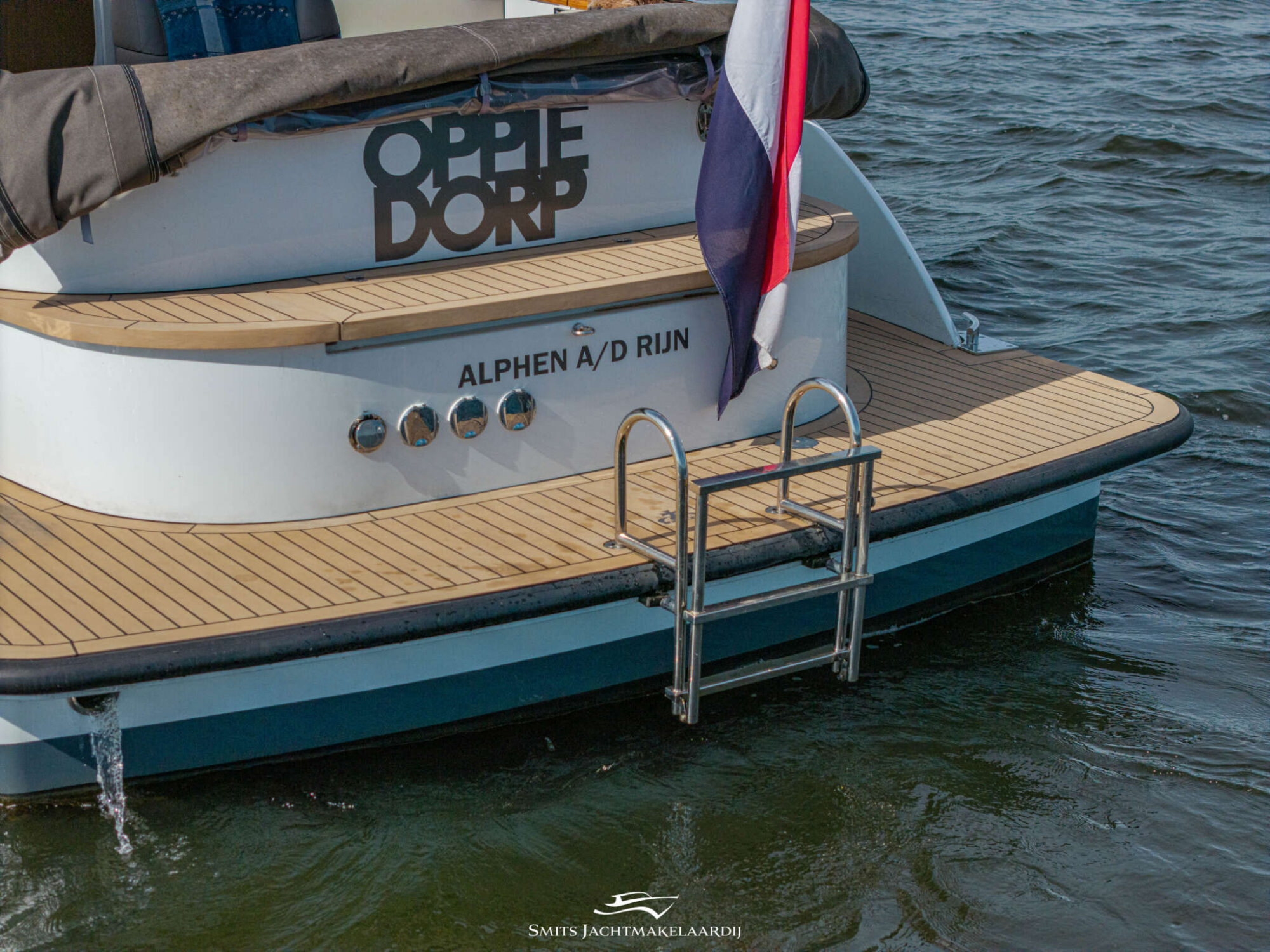 foto: 68 Crown yachts Crown Keyzer C107 Cabrio
