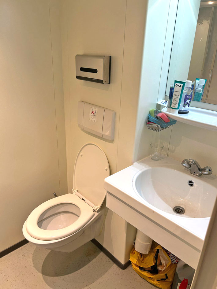 foto: 83 Hotel Passagiersschip 120 passagiers