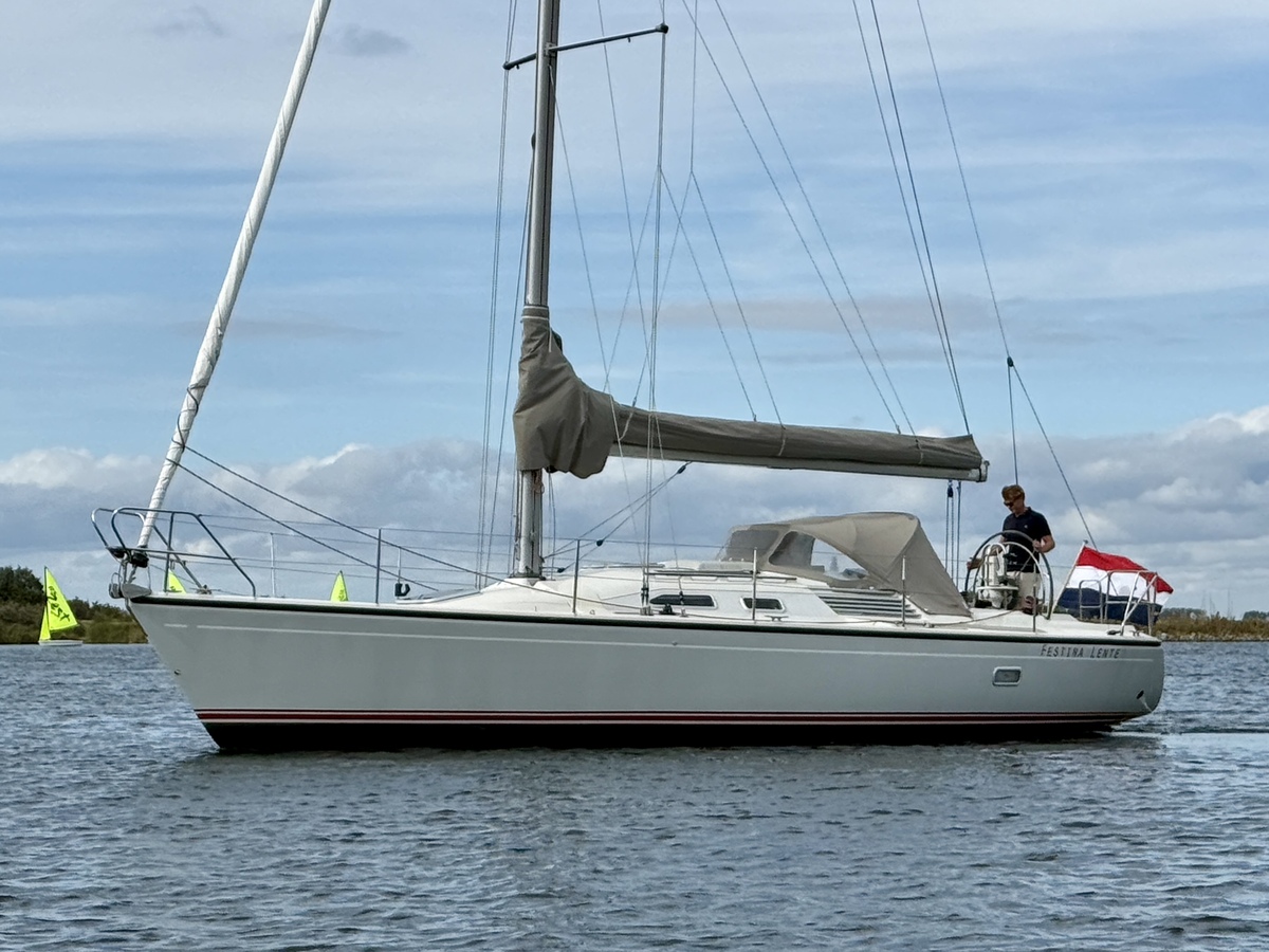 foto: 36 Dehler 37 cws 3-cabins