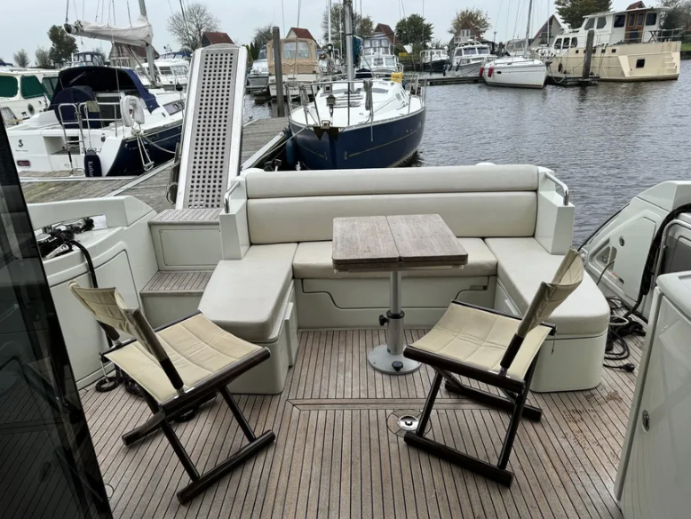 foto: 13 Azimut 43S Okometa