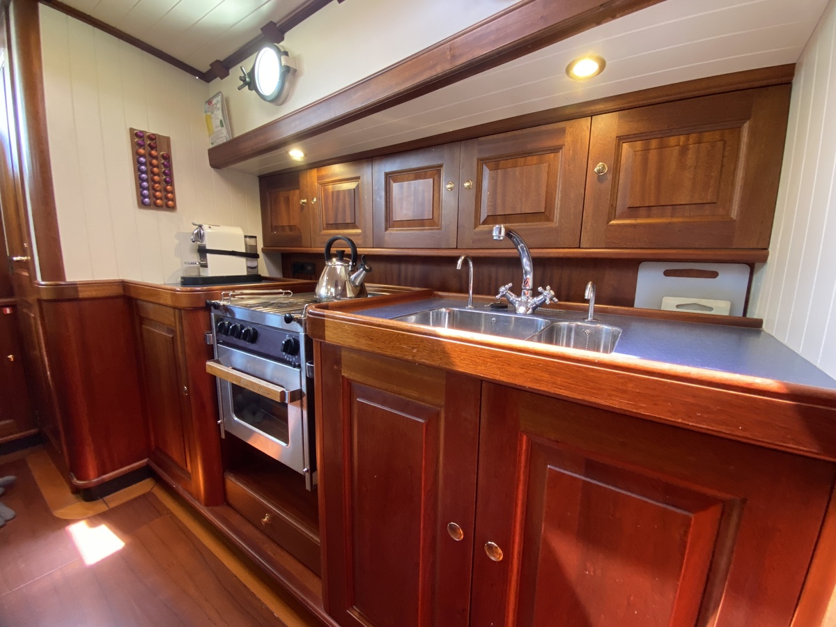 foto: 110 Puffin 42 Alu