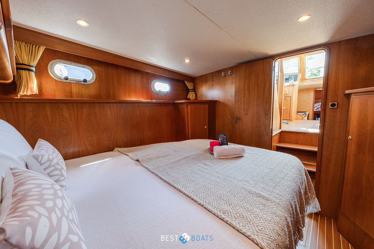 foto: 31 Linssen Grand Sturdy 380 AC 