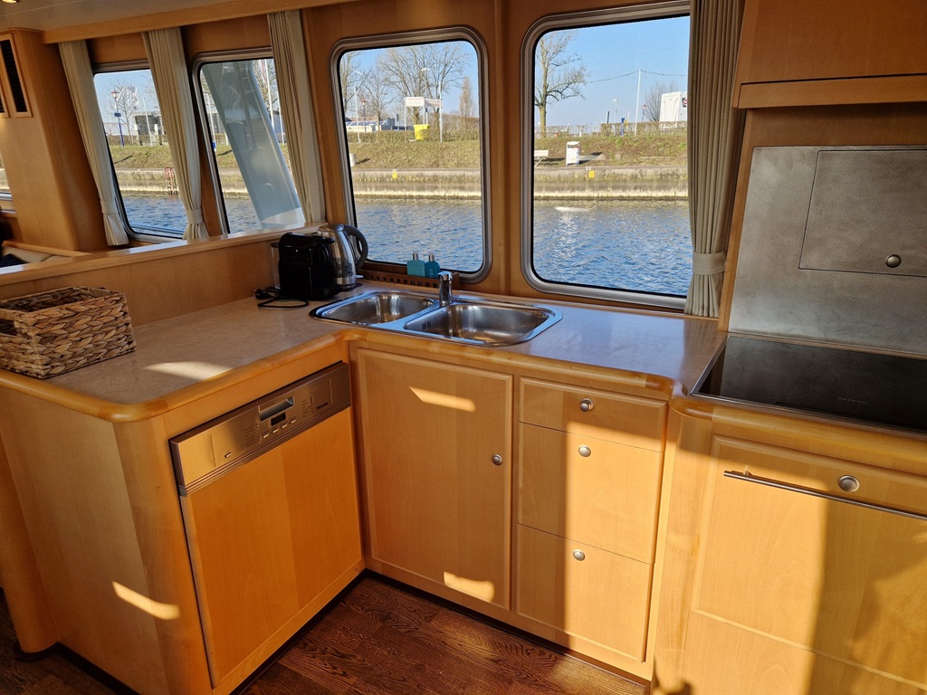 foto: 36 Almtrawler 1600 AD