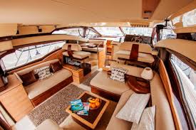 foto: 12 Azimut 47 Fly