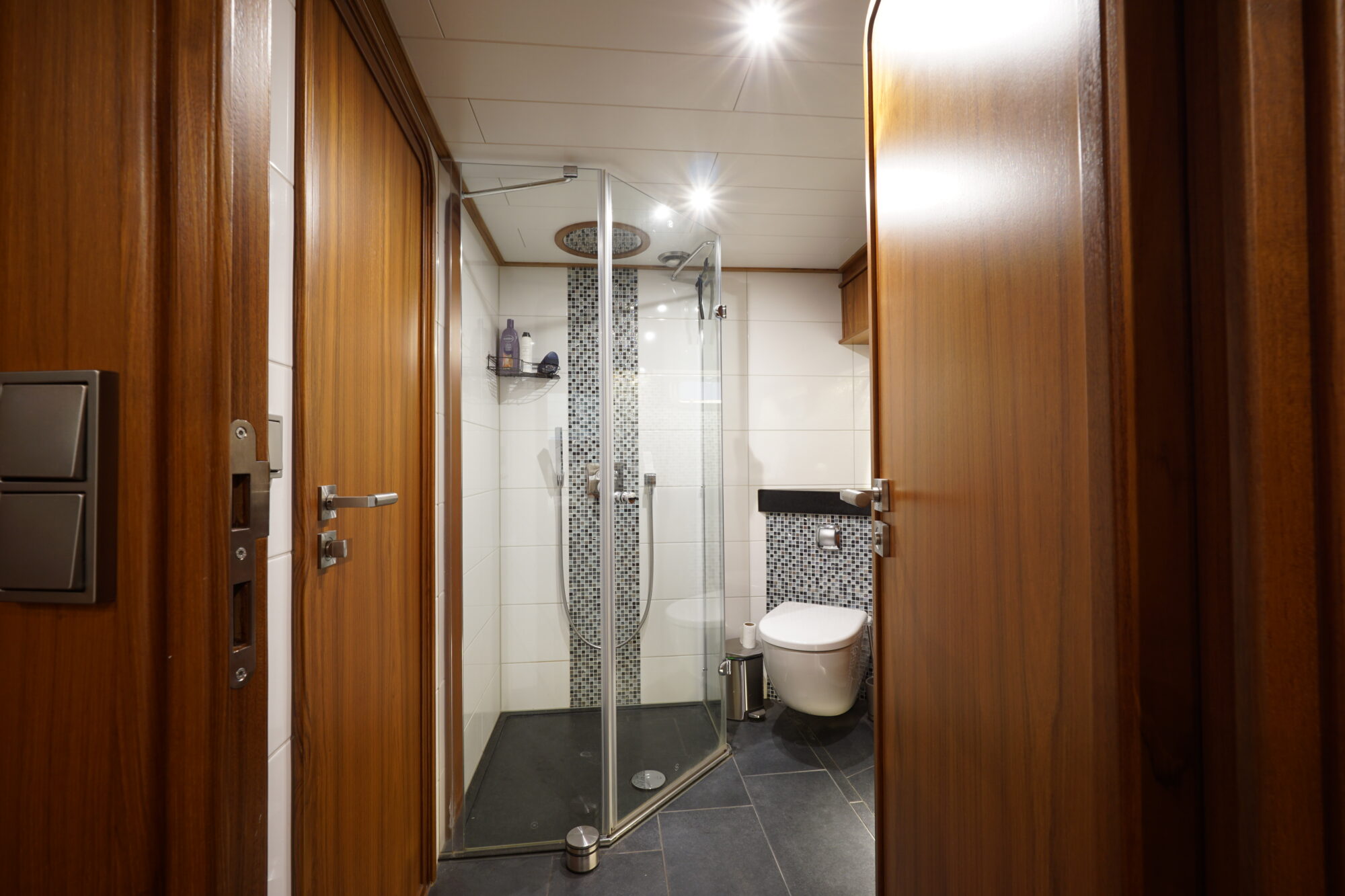 foto: 119 Custen Custen Kruiser 18.00 VS